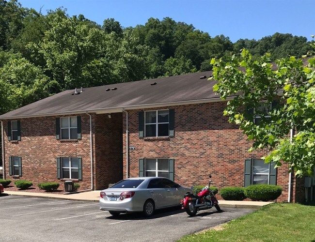 5528 KY Route 114, Prestonsburg, KY 41653 Condo for Rent in