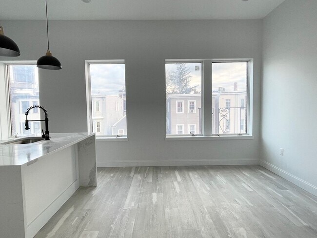 Foto del edificio - 108 Chelsea St