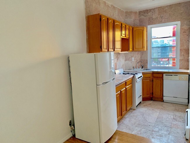 Building Photo - 404 East 117th Street
