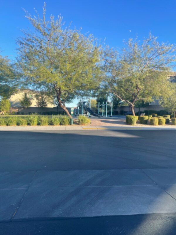 Foto del edificio - 9695 Canyon Landing Ave