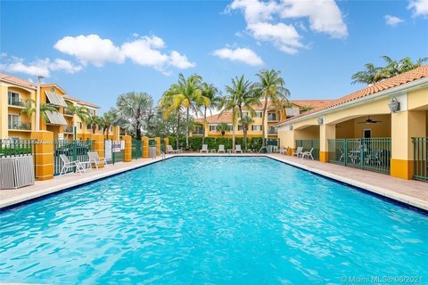 Pool - 7220 NW 114th Ave