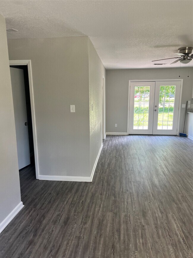 Foto del edificio - 3208 14th St