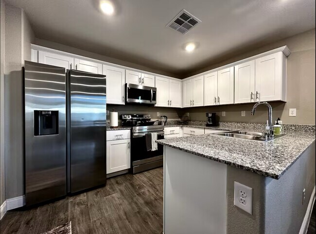 Full Kitchen with conduction stove - 2710 Yellow Blaze Way