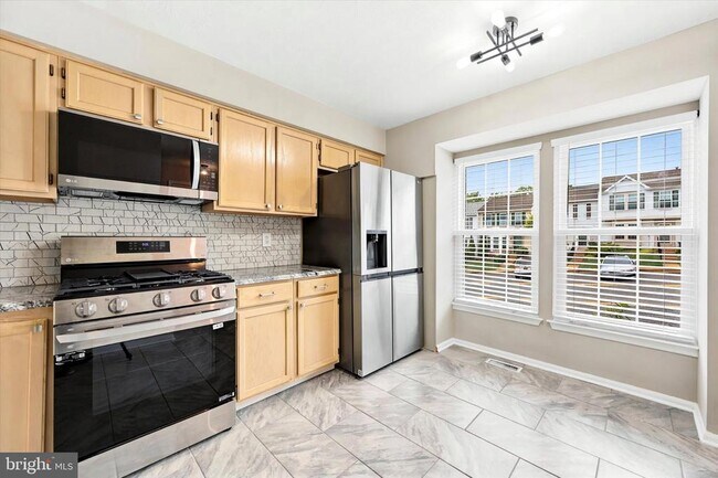 Foto del edificio - 903 Glen Falls Ct