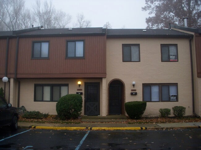 Foto del edificio - 1205 Chelmsford Cir