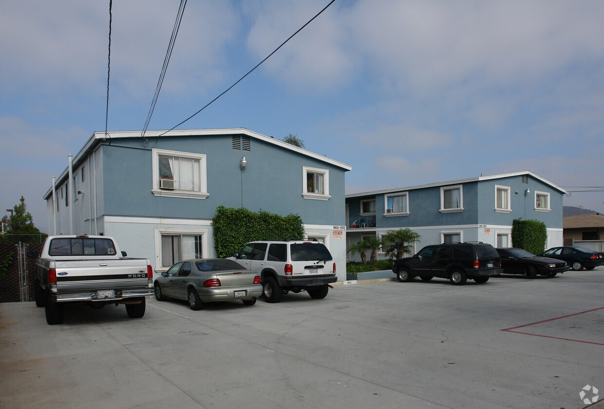 Foto del edificio - Coleen Court Apartments