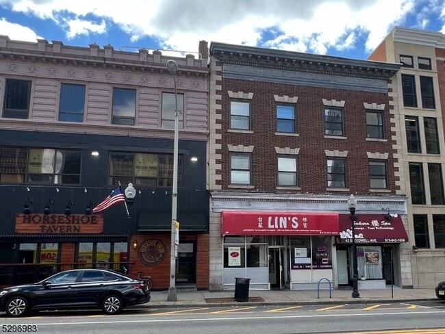Building Photo - 40 Speedwell Ave
