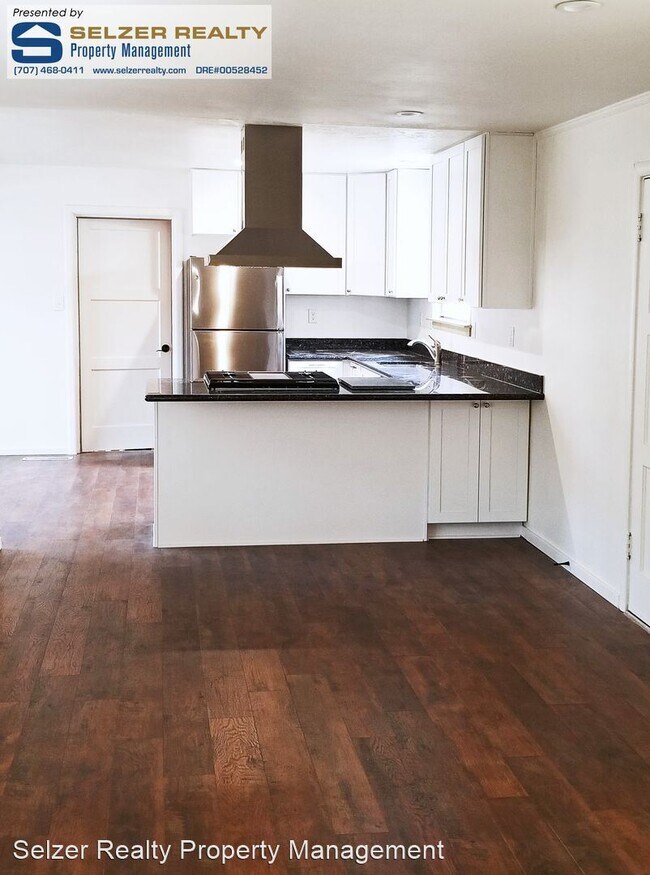 Foto del edificio - 2 br, 1 bath House - 511 W. Mill St.