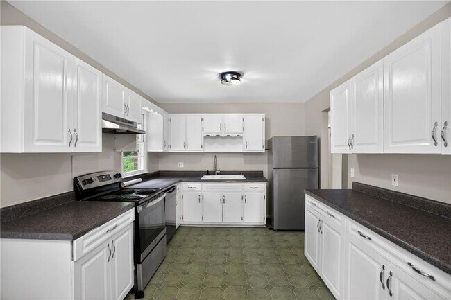 Foto del edificio - 7259 Mayfair Cir