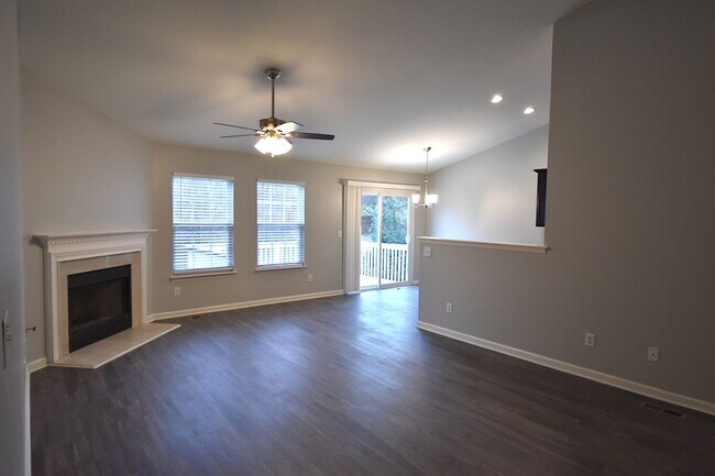 Building Photo - 4821 Marathon Ln