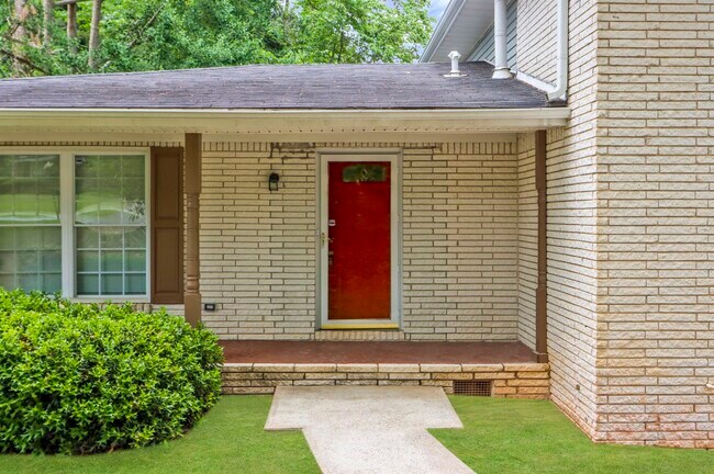 Foto del edificio - 4190 Carrollwood Dr