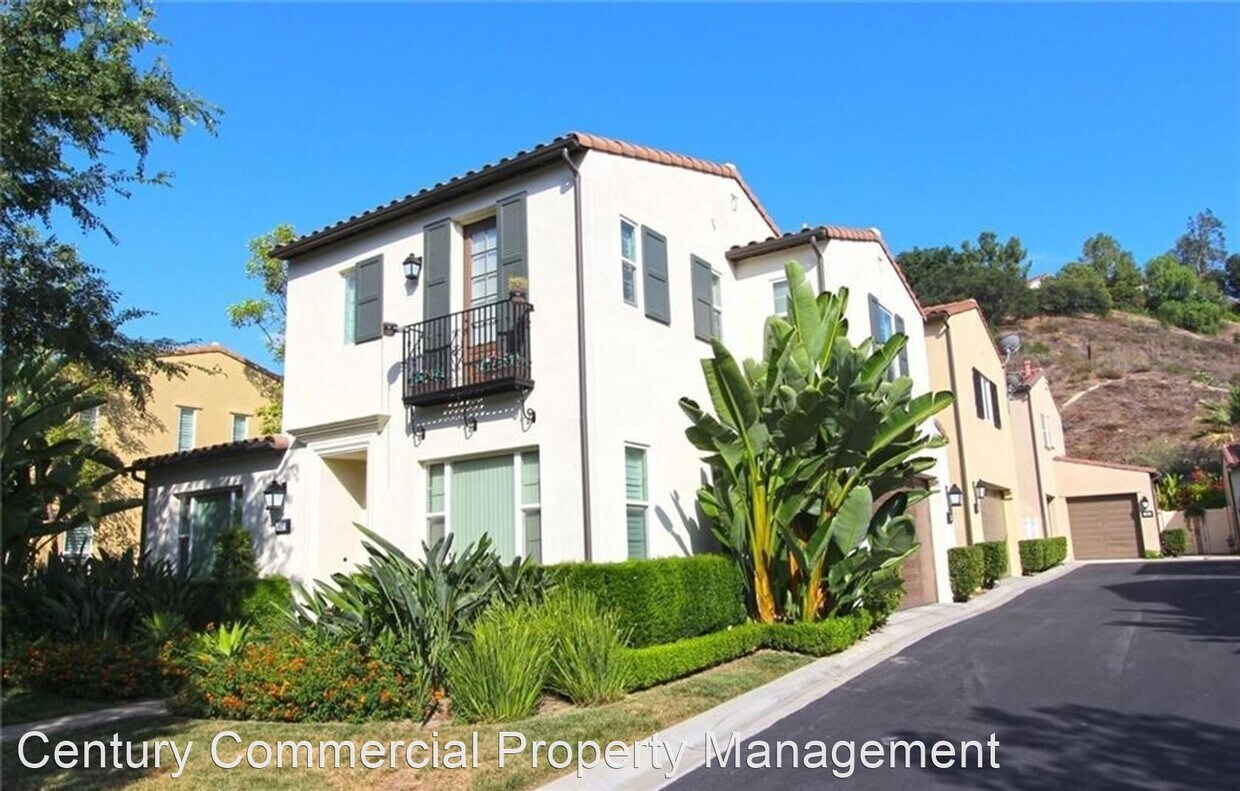 Foto principal - 3 br, 2 bath House - 836 Terrace Lane E