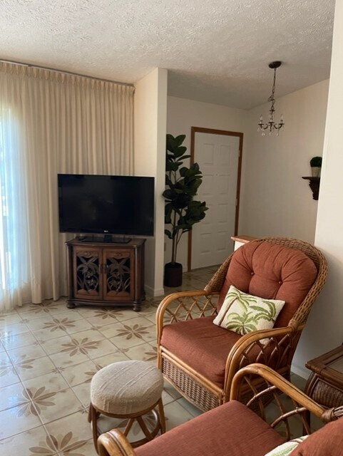 Foto del edificio - 629 Madrid Ave