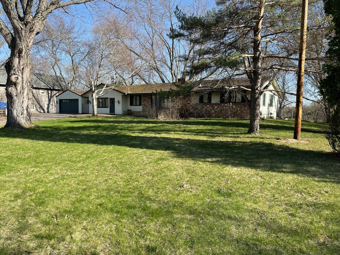 Foto principal - 18715 Covington Rd