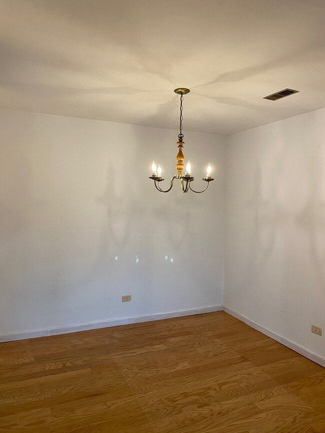Building Photo - 1486 Stonebridge Cir