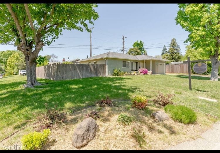 Primary Photo - 3 br, 1 bath House - 2201 Juanita Lane