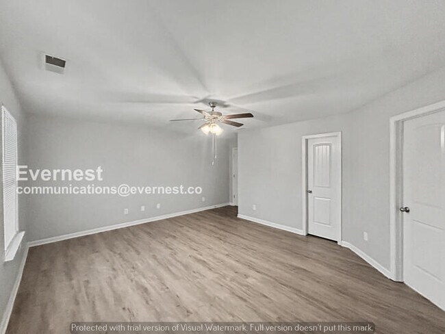 Foto del edificio - 3 Bed, 2.5 Bath Home with Attached Garage / Pet-Friendly / Available Now!