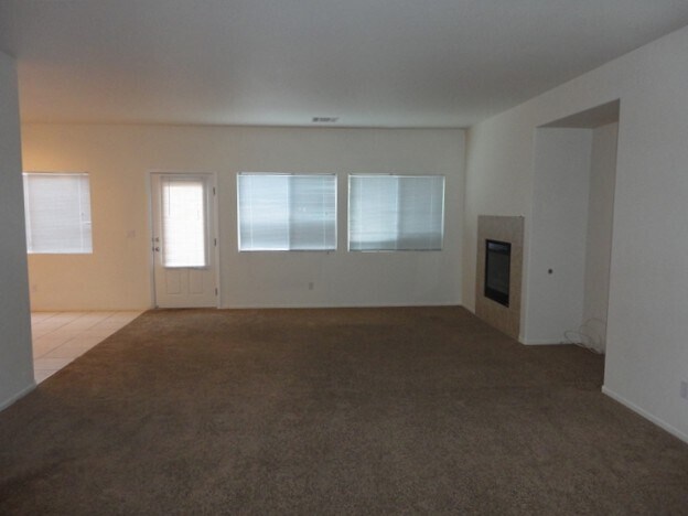 Foto del edificio - 6328 Sterling Ranch Way
