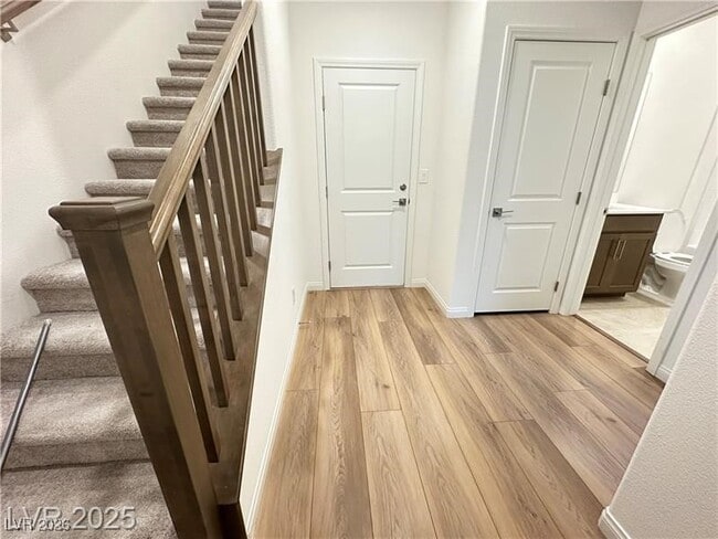 Foto del edificio - 1432 Nocturnal Flight St