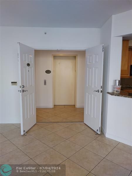 Foto principal - 100 S Birch Rd