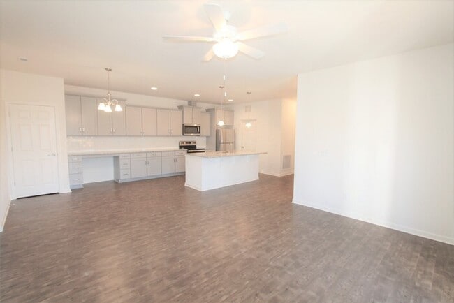 Building Photo - 10280 Rose Meadow Ln