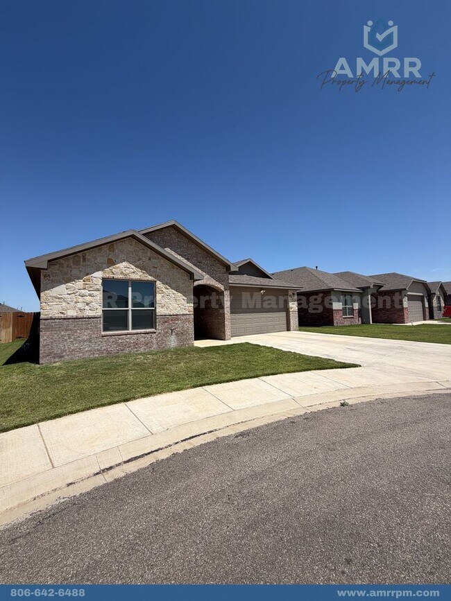 Building Photo - New Beginnings Start with AMRR: Spacious 3-Bedroom Home in West Lubbock!