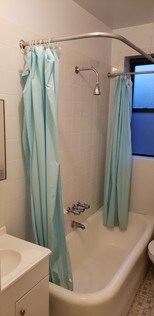 Building Photo - 361 95th St