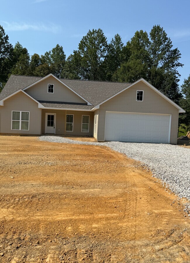 Building Photo - 1618 Steele Rd