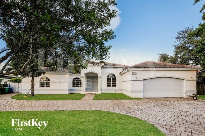 Foto principal - 13007 SW 190th St