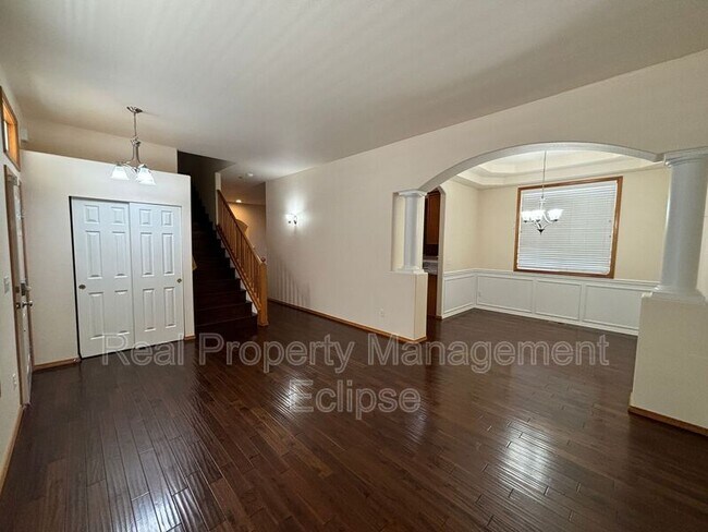 Foto del edificio - 1323 238th Pl SW