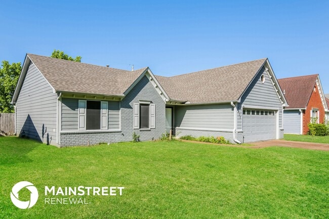 Foto del edificio - 2432 Country Trail Dr