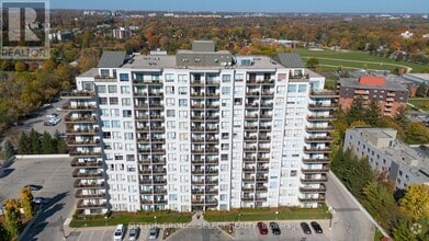 Building Photo - 353-353 Commissioners Rd W