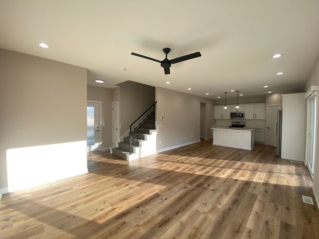 Foto del edificio - Luxury Homes in West Des Moines