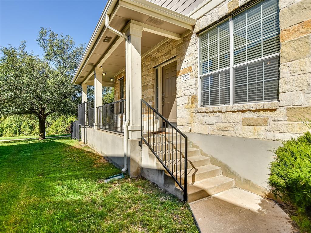 Foto principal - 1900 Scofield Ridge Pkwy