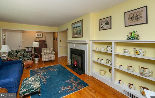 Foto del edificio - 2031 Montgomery Ave