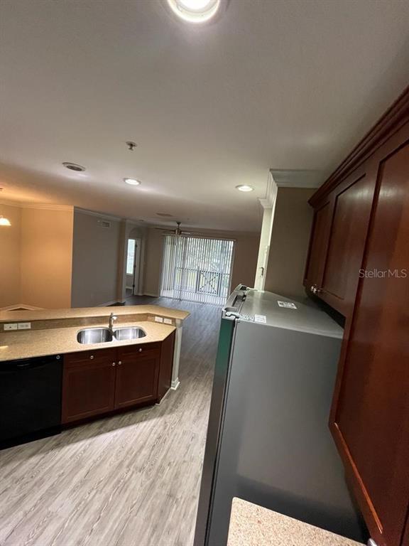 Foto del edificio - 399 Winter Nellis Cir