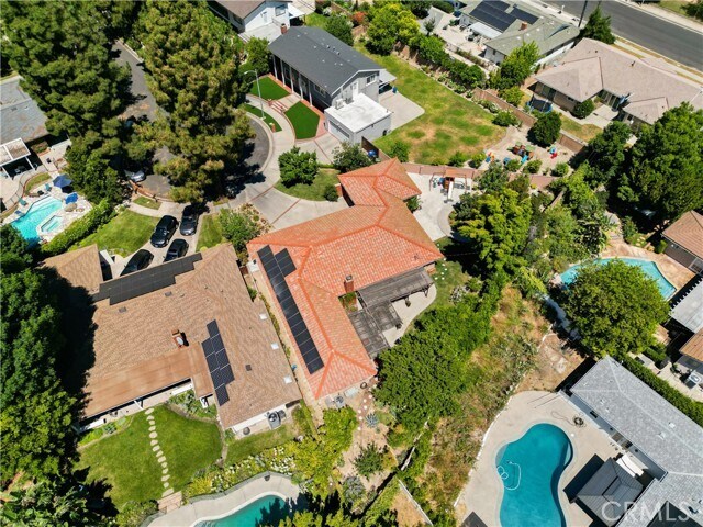 Foto del edificio - 23265 Blythe St