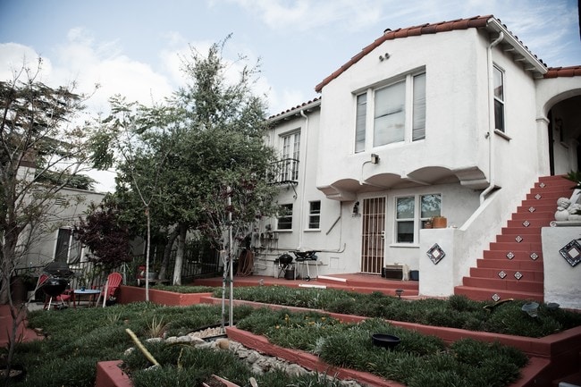 Bldg 2 - 2677 Waverly Dr