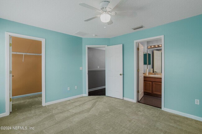 Building Photo - Beautiful 2/2.5 in Fleming Island