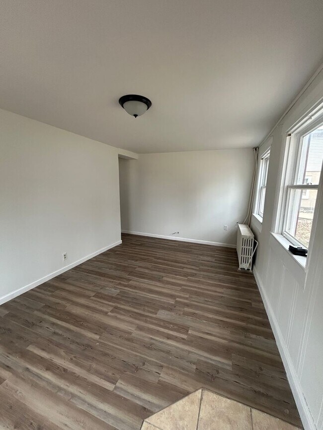 Building Photo - Cozy 2 bedroom in susquehanna schools