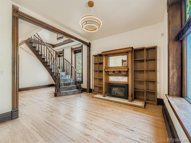 Building Photo - 2140 W 28th Ave