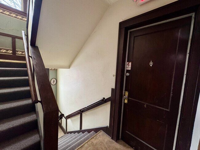 Foto del edificio - 1515 Taylor Ave