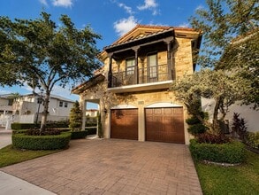 Building Photo - 6989 NW 104th Ct