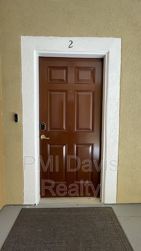 Building Photo - 6965 Ortega Woods Dr