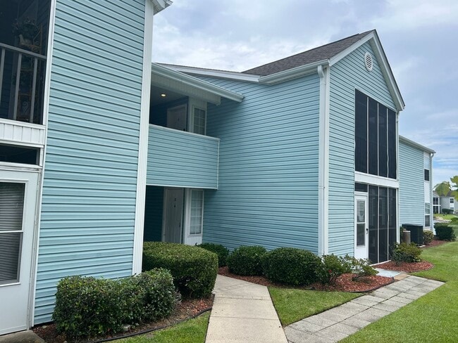 1st Floor, 3 Bedroom, 2 Bath, Lakeside Con... - 1st Floor, 3 Bedroom, 2 Bath, Lakeside Con... Apartment