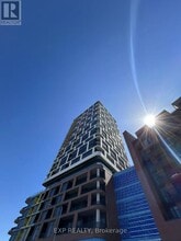 Building Photo - 56 Andre de Grasse St
