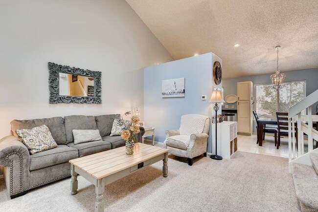 Building Photo - 5530 E 130th Dr