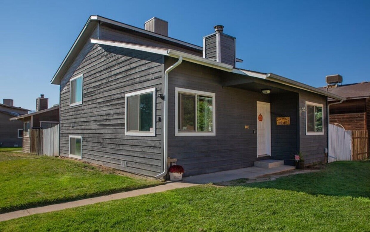 1005 Wamsley Way, Rifle, CO 81650 House Rental in Rifle, CO