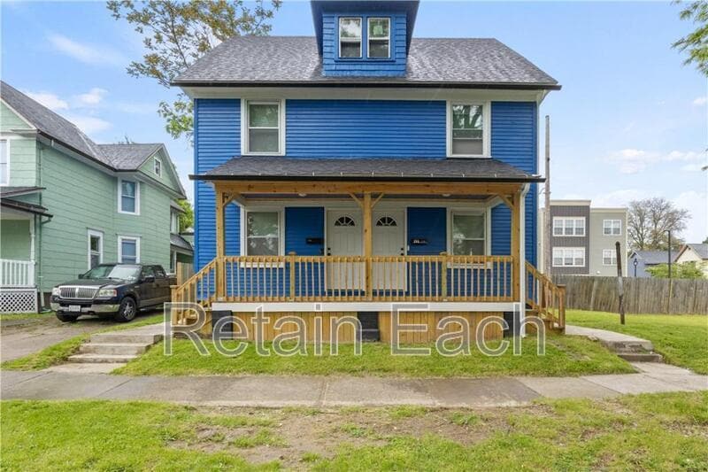 Primary Photo - 691 Jefferson Ave