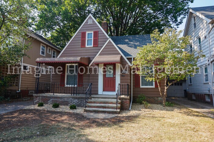 Primary Photo - 2080 Olive Avenue